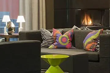 **** Lägenhetshotell Adina Apartment Hotel Berlin Hackescher Markt Tyskland
