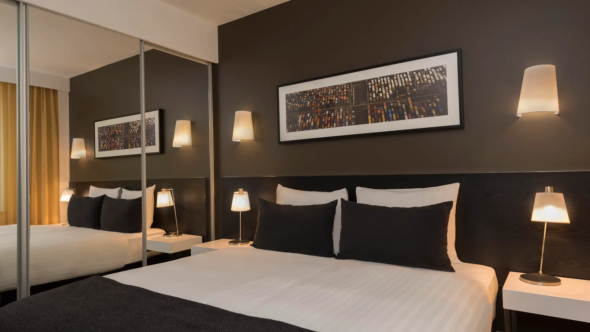 Aparthotel Adina Apartment Hotel Berlin Hackescher Markt