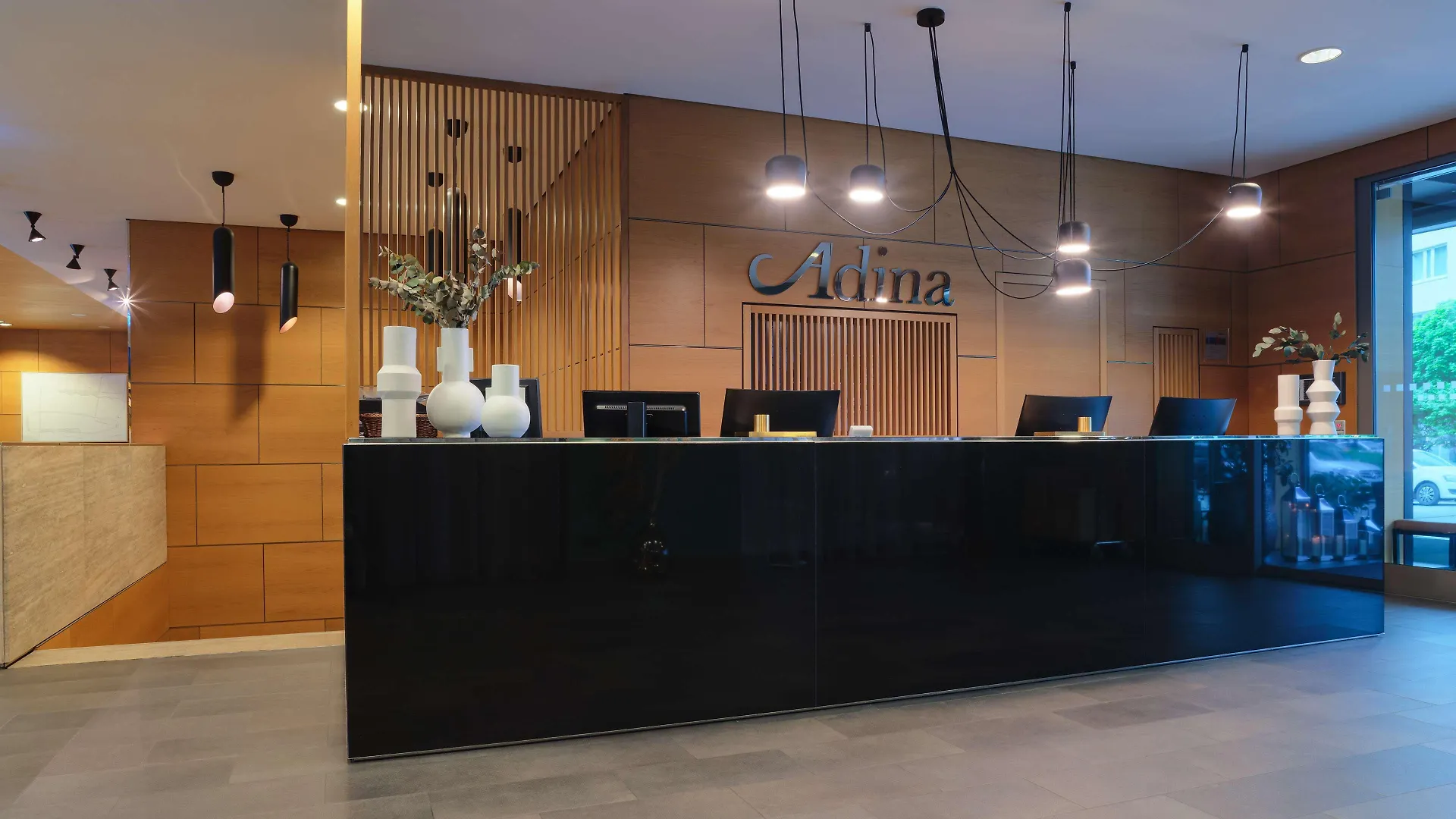 Adina Apartment Hotel Berlin Hackescher Markt Aparthotel