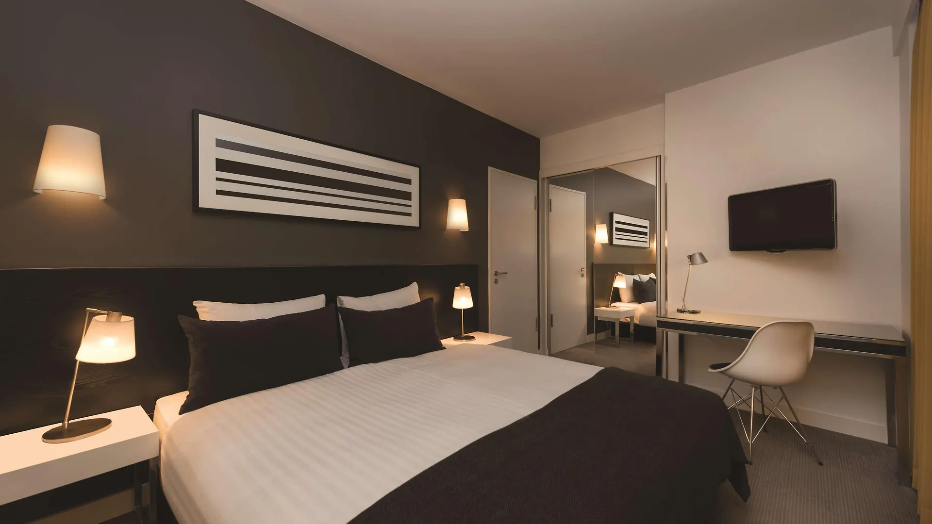 Adina Apartment Hotel Berlin Hackescher Markt